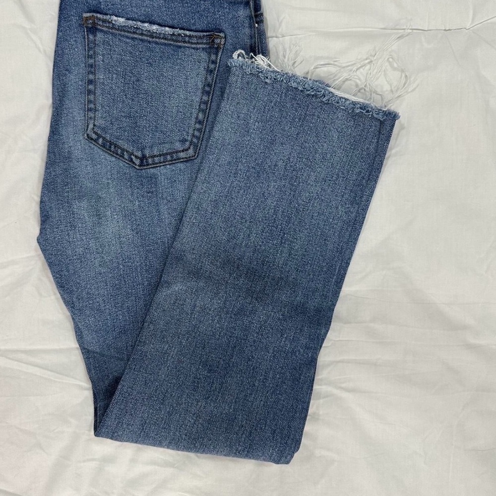 Guess Frayed Hem Blue Jeans